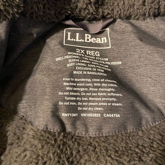 LLBean Women’s Jacket, 2XL, Like New - Picture 8 of 9